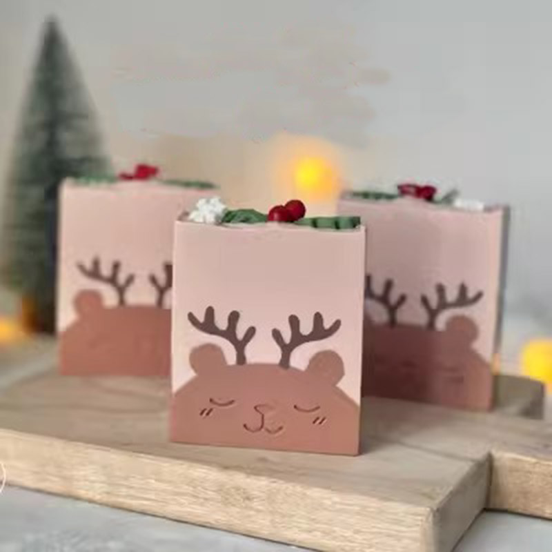 Soap Making Kit For Kids - DIY Handmade Soap Scraper, Xmas Bear,